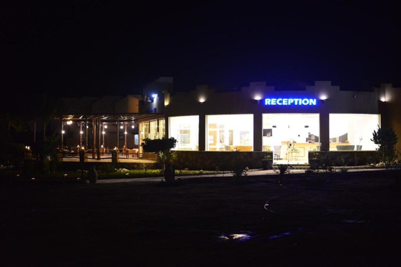 Silver Beach Redsea Resort El Qoseir Exterior foto