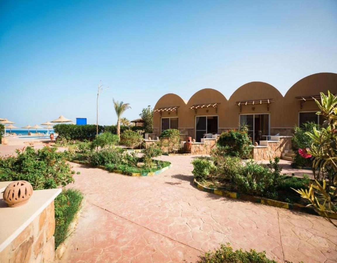 Silver Beach Redsea Resort El Qoseir Exterior foto