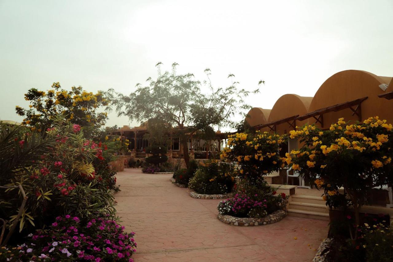 Silver Beach Redsea Resort El Qoseir Exterior foto