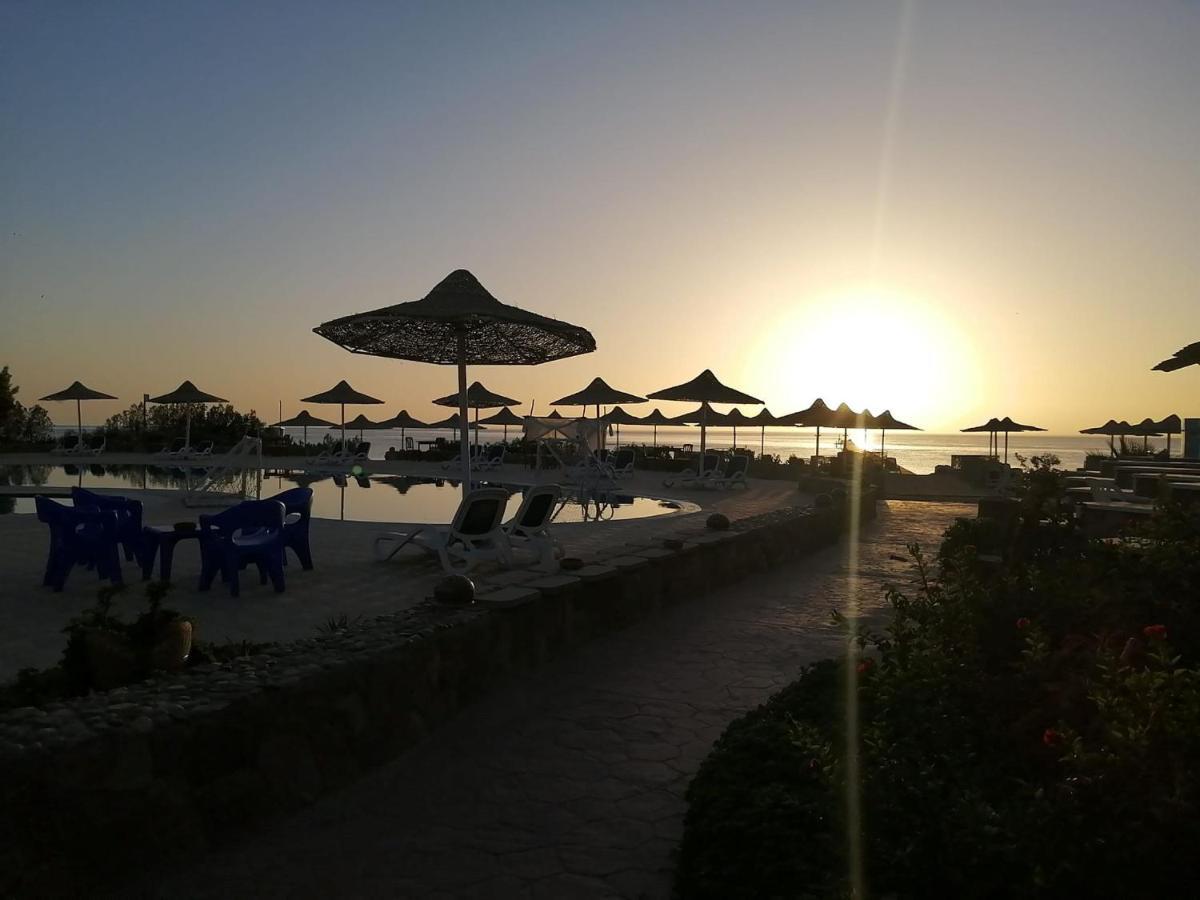 Silver Beach Redsea Resort El Qoseir Exterior foto