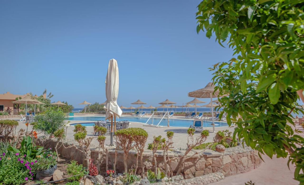 Silver Beach Redsea Resort El Qoseir Exterior foto