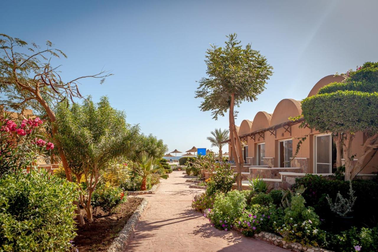 Silver Beach Redsea Resort El Qoseir Exterior foto